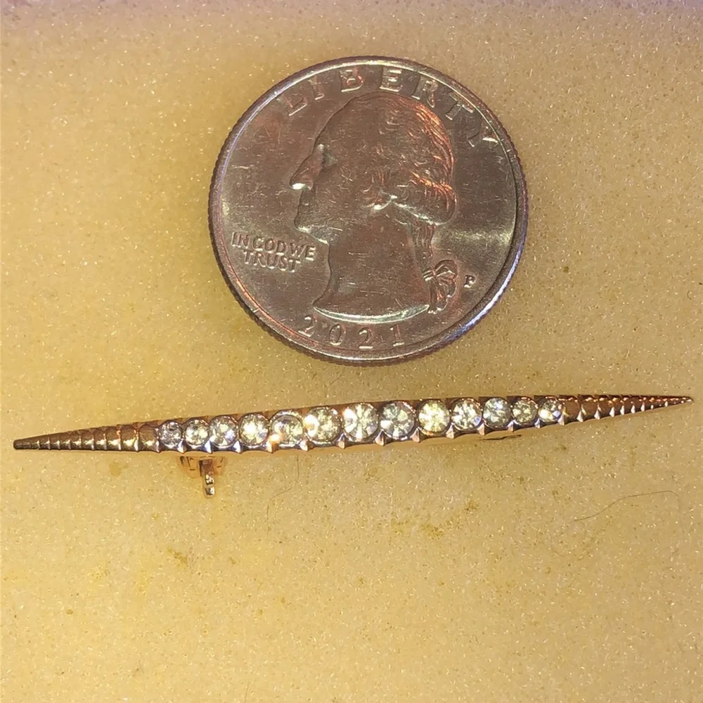 Elegant Vintage Gold Tone Rhinestone Dainty Bar Brooch - Picture 3 of 5
